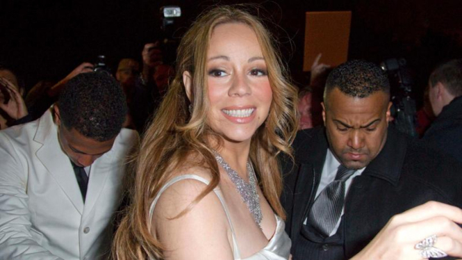  Mariah Carey 