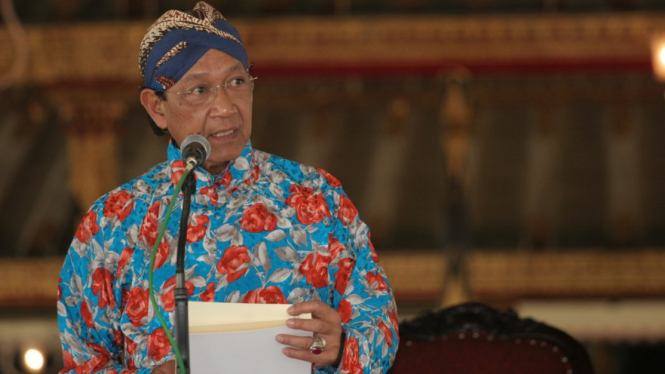 Sri Sultan Hamengku Bawono X. 