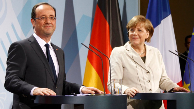 Presiden Prancis Francois Hollande dan Kanselir Jerman Angela Merkel