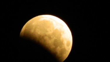 Gerhana Supermoon di Penjuru Dunia
