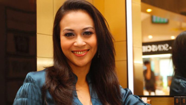 Zoya Amirin.