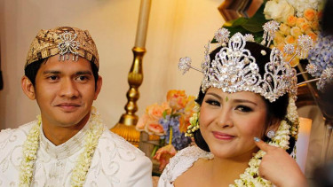Pernikahan Audy Item dan Iko Uwais 