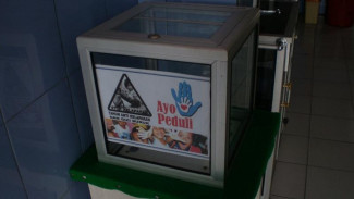 Pasutri Curi Uang di Kotak Amal Sambil Bawa Anak Terekam CCTV