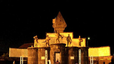 Gedung Peringatan Serangan 1 Maret