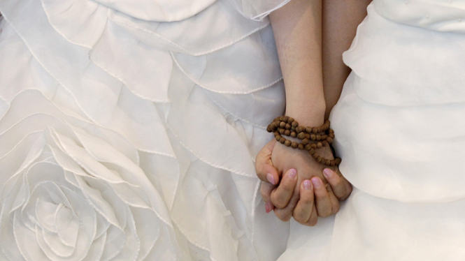 Pernikahan simbolis pasangan lesbian Taiwan