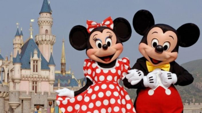 Minnie dan Mickey Mouse.