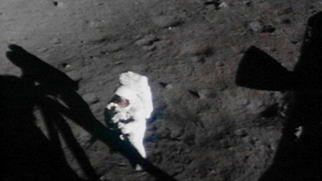 Neil Armstrong