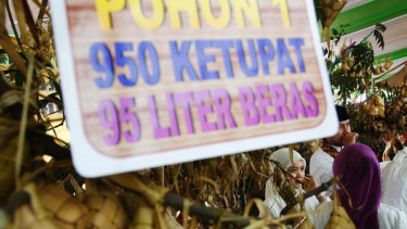 Ketupat lebaran.