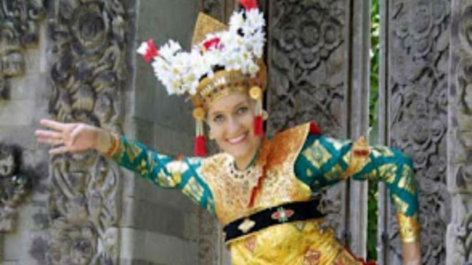 Tari Bali