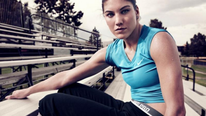 Kiper timnas AS wanita, Hope Solo.