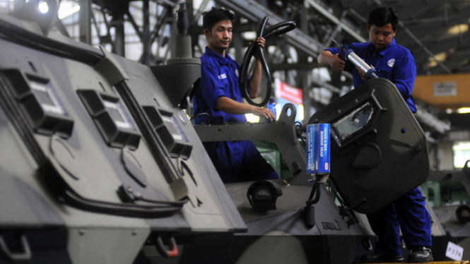 Produksi Panser Pindad
