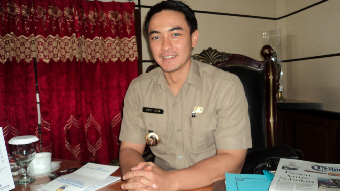 Gubernur Jambi Zumi Zola Zulkifli.