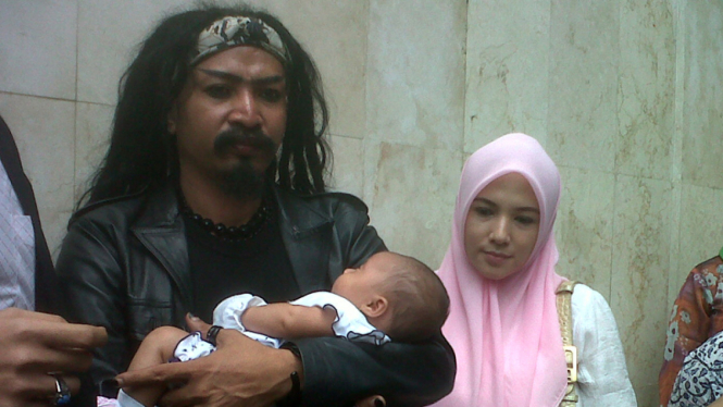 Limbad dan Benazir Endang