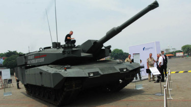Tank Leopard Pada Pameran Indo Defence 2012