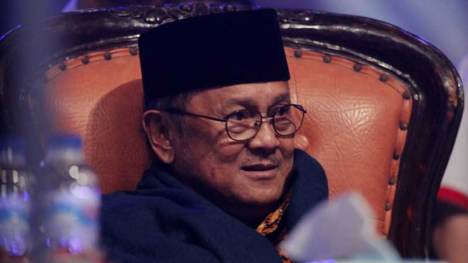 BJ Habibie Usai Menghadiri perayaan HUT ke-70 Kelompok Usaha Bakrie 