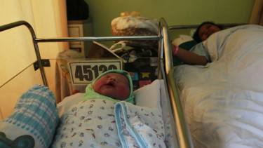 Melahirkan Pada Tanggal 12-12-12