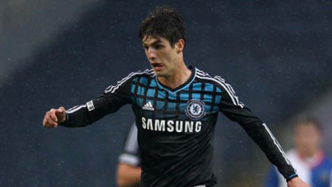 Gelandang Chelsea Lucas Piazon