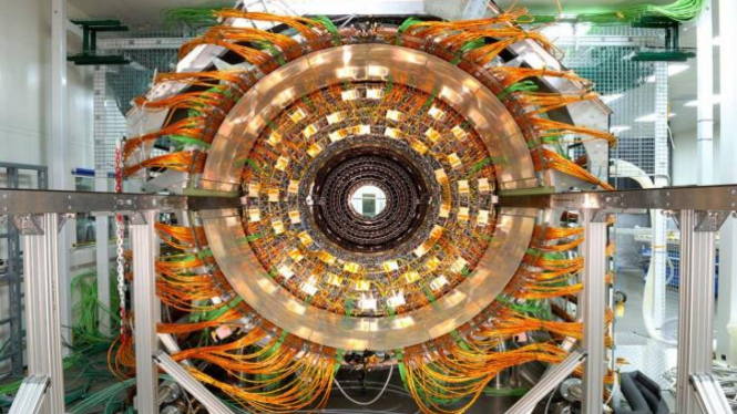 Large Hadron Collider (LHC).