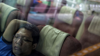 Perayaan Tahun Baru, Hati-hati Tertinggal Kereta