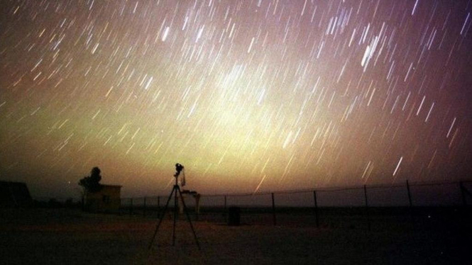 Hujan meteor Leonid 2012