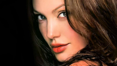 Angelina Jolie