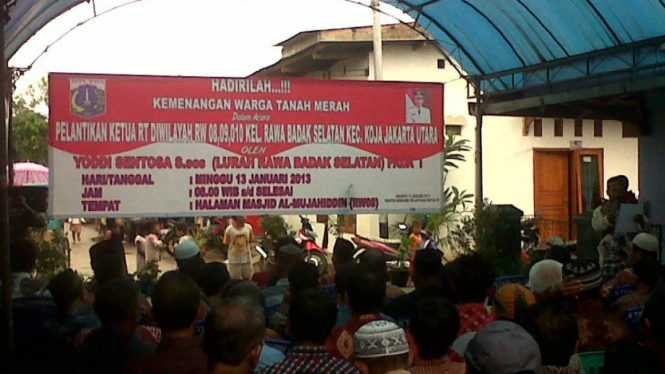 Warga Tanah Merah