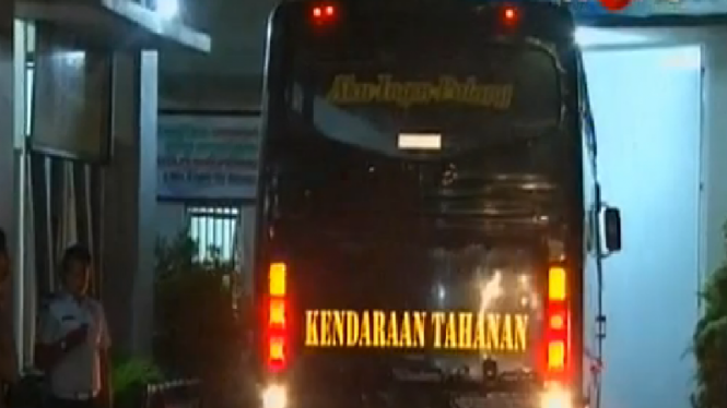 Pemindahan tahanan dari Rutan Salemba ke Lembaga Pemasyarakatan Cipinang.