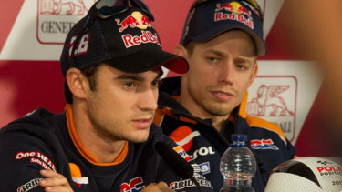 Dani Pedrosa (kiri) dan Casey Stoner