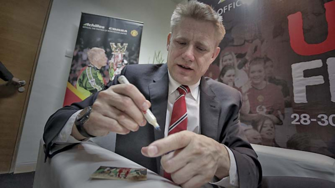 Kiper legendaris MU, Peter Schmeichel