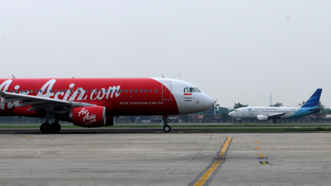 Industri Penerbangan - Air Asia