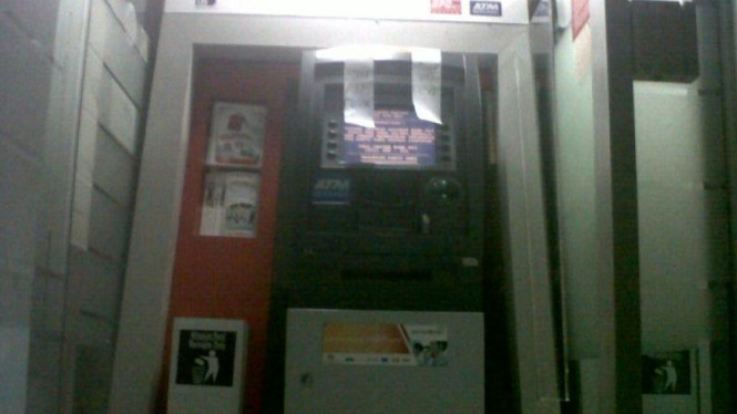 Mesin ATM di kantor Jokowi dibobol maling