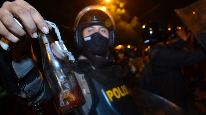 Ilustrasi/Bom Molotov