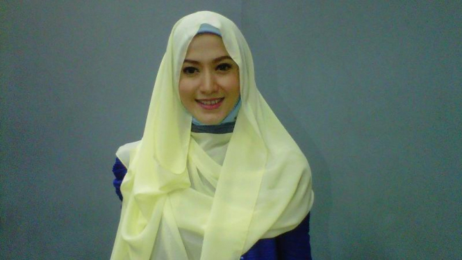 Lyra Virna