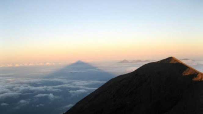 Puncak Gunung Agung