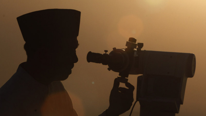 Pantau Posisi Hilal Penetapan Ramadan.