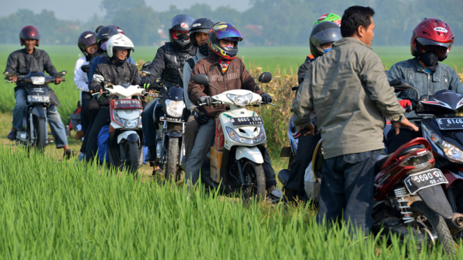 Pemudik Motor Karawang