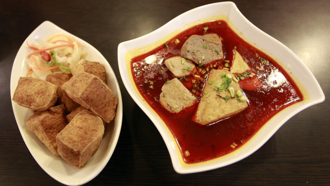 Tahu bau goreng, kuliner khas Taiwan.