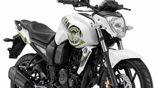 Yamaha Byson dengan warna dan striping baru