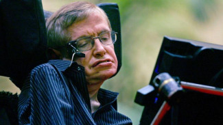 Tak Percaya Tuhan, Ini 17 Fakta Menarik Stephen Hawking