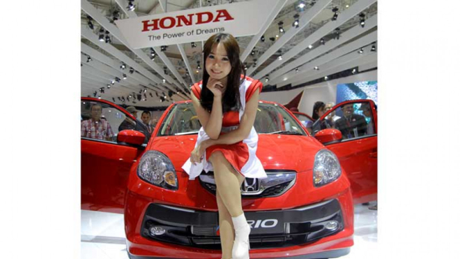 Deretan Mobil City Car di IIMS 2013