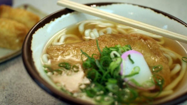 Ilustrasi mie udon