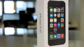 Membandingkan Keunggulan Nexus 5 & iPhone 5S