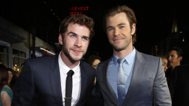 Liam Hemsworth dan Chris Hemsworth terlibat insiden pisau dapur