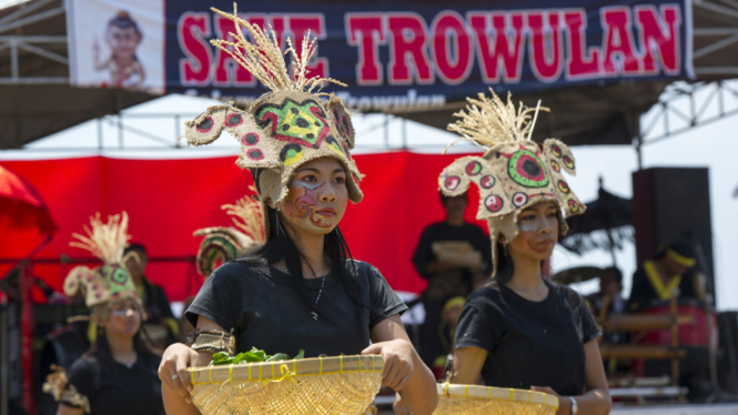 Aksi Save Trowulan
