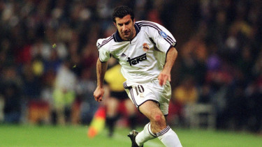 Luis Figo saat membela Real Madrid.