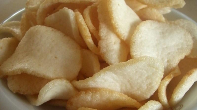 Kerupuk.