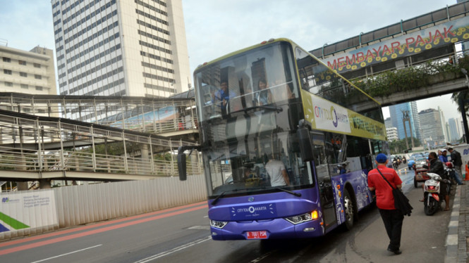 Bus Tingkat Pariwisata Resmi Mengaspal di Jalan Jakarta