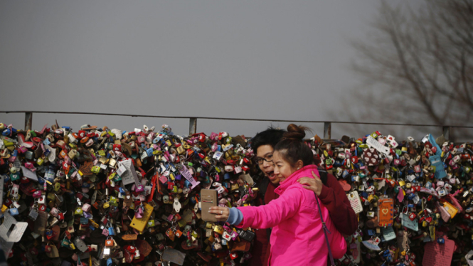 Gembok cinta di N Seoul Tower Korea Selatan