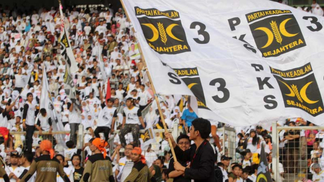 Kampanye PKS di Stadion Utama Gelora Bung Karno di Jakarta pada 2014.