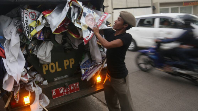 Atribut Caleg dan Partai di Masa Tenang Pemilu